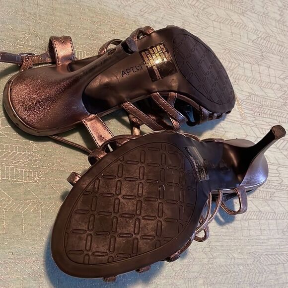 APT. 9 sling back stiletto Payton Pewter sandals, size 8.5 - Picture 8 of 11